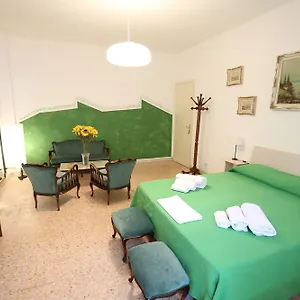3* Casa de hóspedes Next Stop Casilino